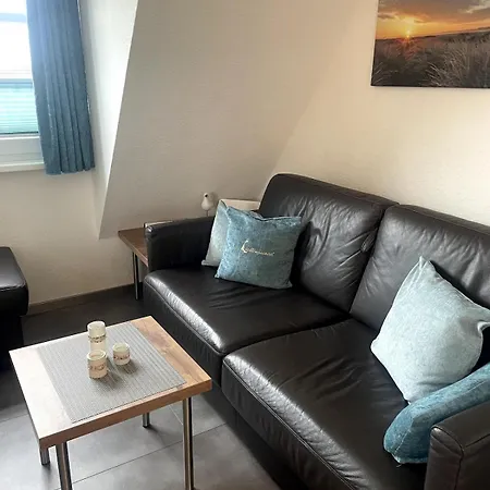 Time Out For Couples And Solo Travelers Apartment *